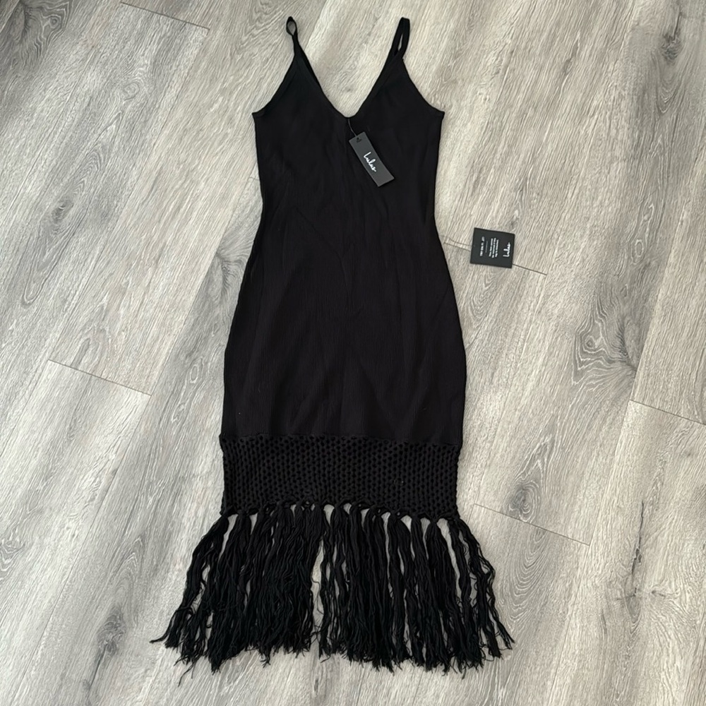 Lulu’s Women’s Crochet Beach Festival Black Ribbed Knit Fringe Midi Dress Medium - Picture 4 of 15